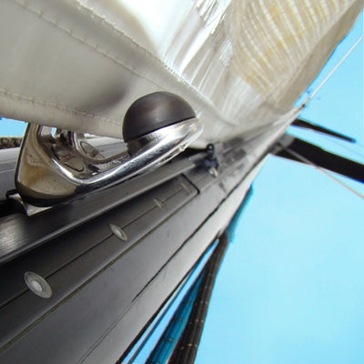 Mainsail Luff Feeder